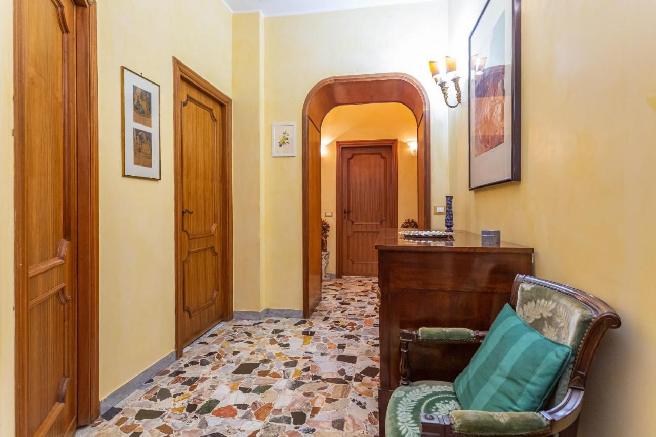 Colosseum Classy Roman Home Extérieur photo